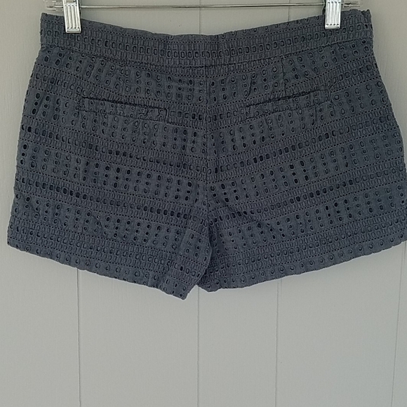 GAP eyelet shorts - Picture 2 of 7
